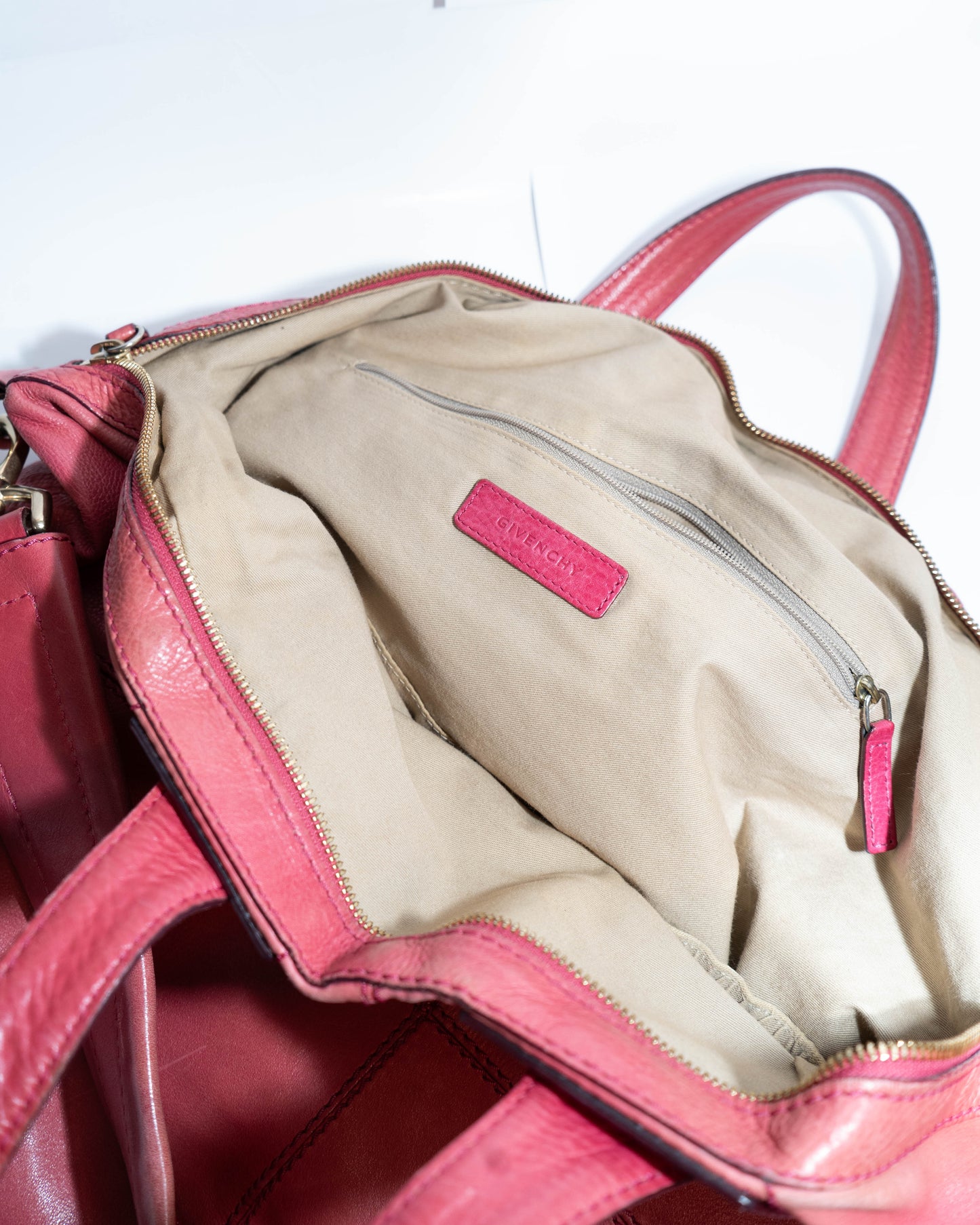 Givenchy Nightingale