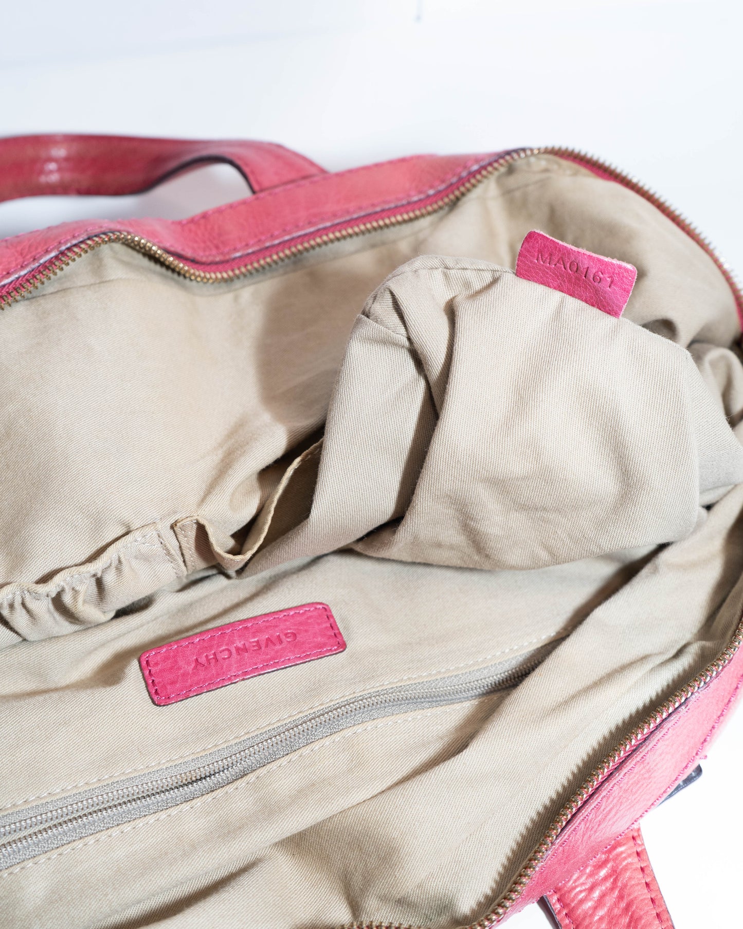 Givenchy Nightingale